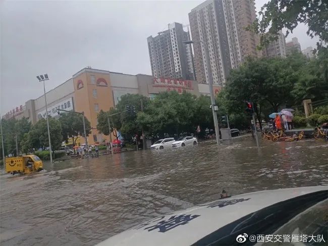 西安暴雨后的美丽重生瞬间，最新资讯速递